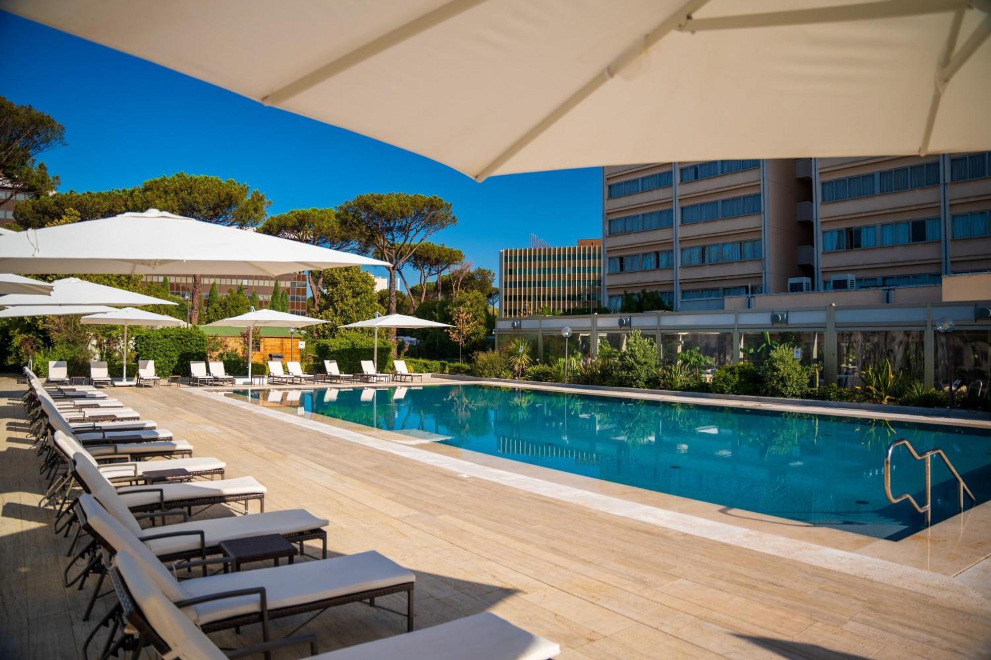 Holiday Inn Rome - Eur Parco Dei Medici Exterior foto